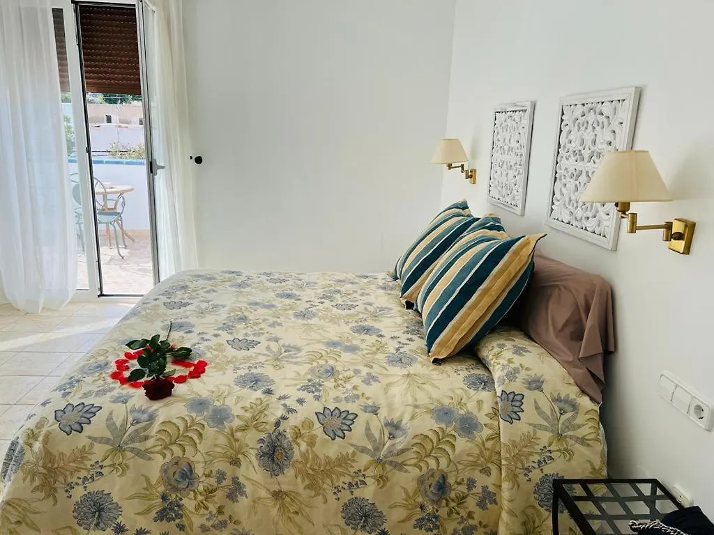 Hotel Montesión Lucainena de las Torres 0*,  España